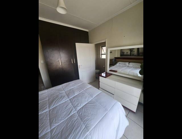 2 BEDROOM TOWNHOUSE FOR SALE IN OAKDENE